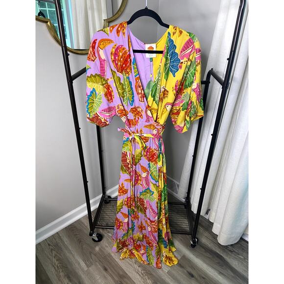 Farm Rio Beaks and Bananas Wrap Dress size M medium - Picture 3 of 8